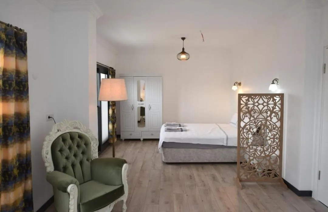 Villa Manzara Selçuk 0*,